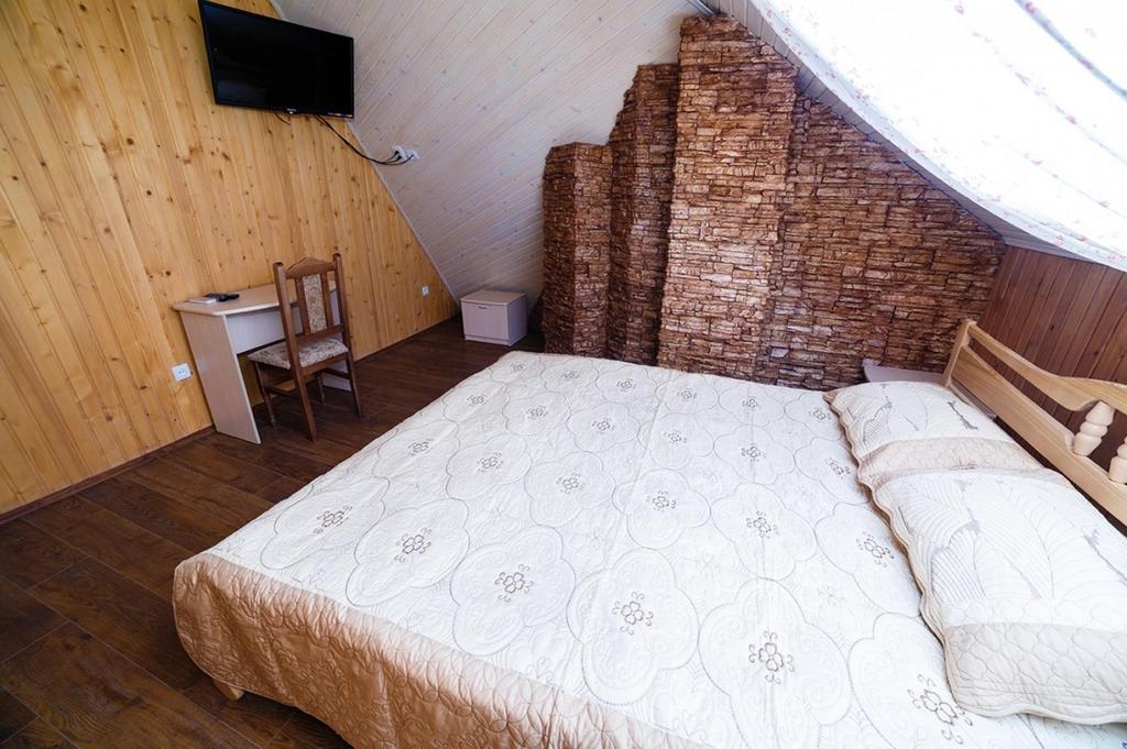 Corner House Hotell Lutsk Eksteriør bilde
