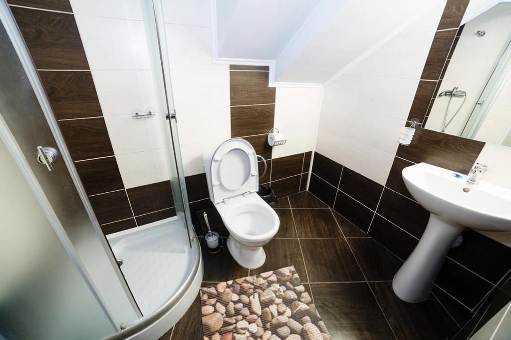 Corner House Hotell Lutsk Eksteriør bilde