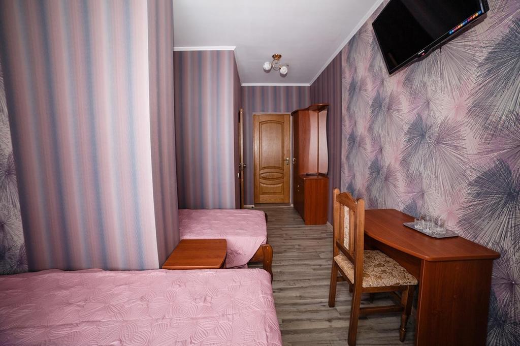 Corner House Hotell Lutsk Eksteriør bilde